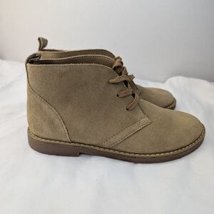 Lands Ends Boys Suede leather chukka boot for children Size 4M